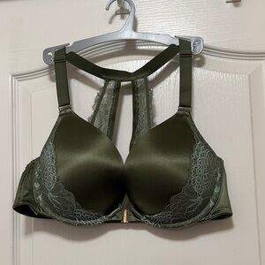 Lane Bryant Cacique front close boost plunge bra size 40D & thong panty